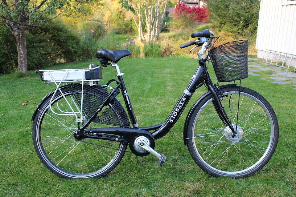 Vélo à assistance électrique d'occasion par le ST2B à 950€